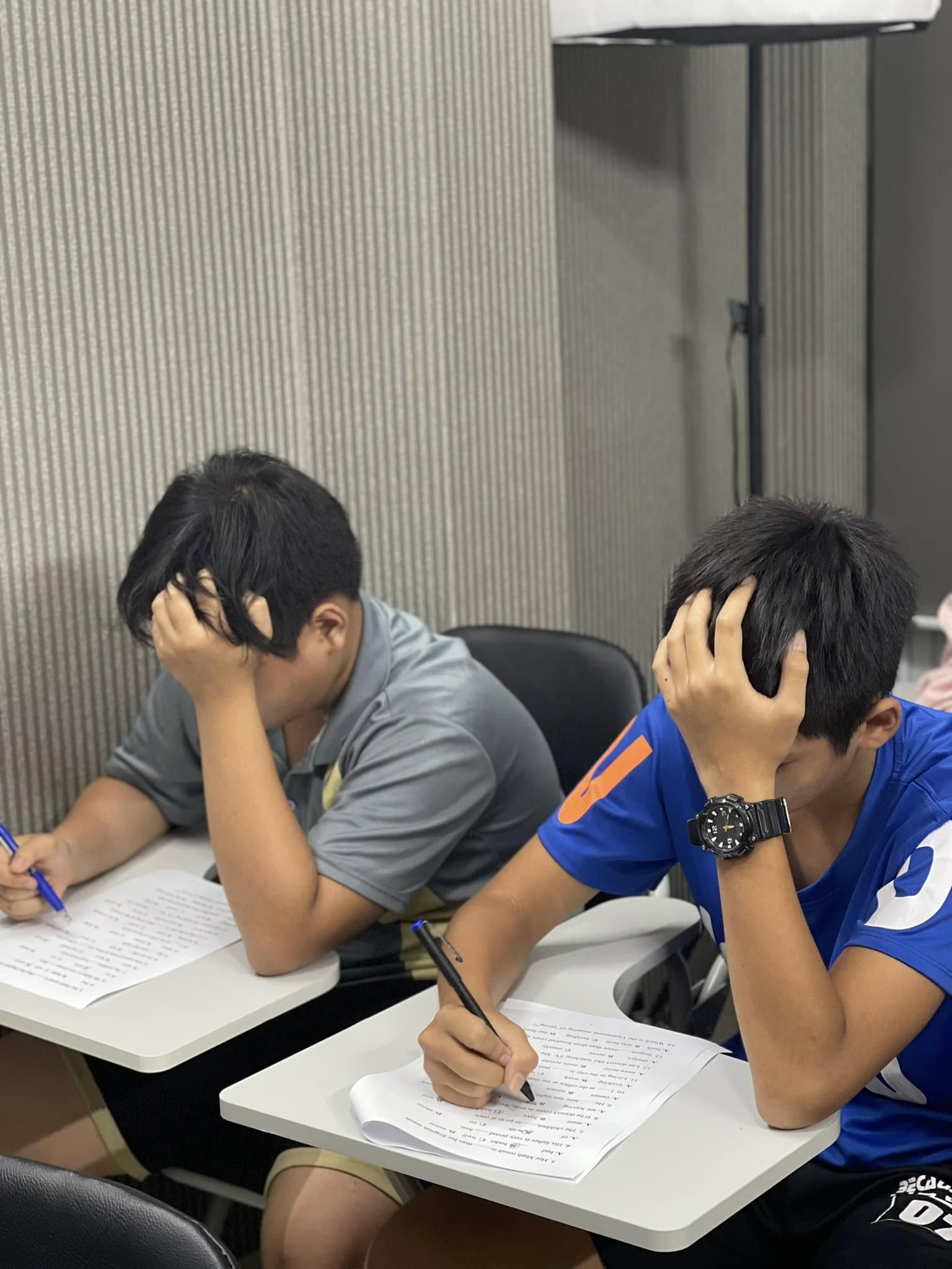 7 Bí Quyết Ôn Thi Tiếng Anh Hiệu Quả Cho Học Sinh Cấp 2 Cấp 3 3 Tăng cường giải đề theo khuôn mẫu bài thi